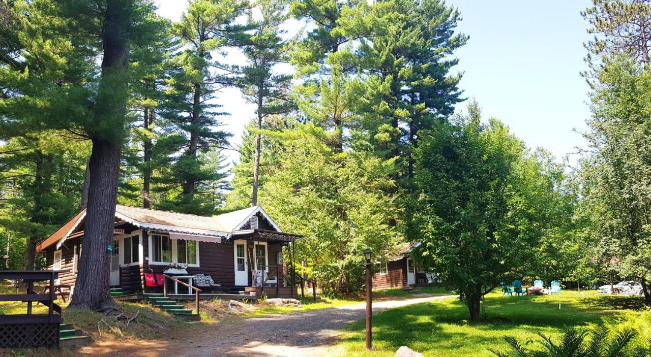 Chalet The Wilderness Inn: